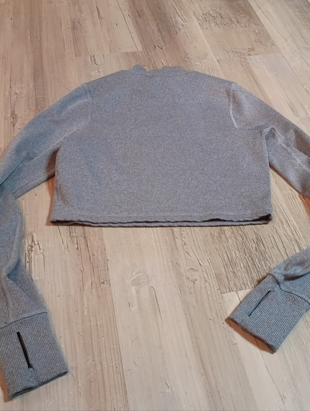Workout Top - Picture 3 of 4